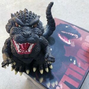 Bandai Namco Godzilla Banpresto 1995 Edition Figure ToHo Monster Series w/ Box